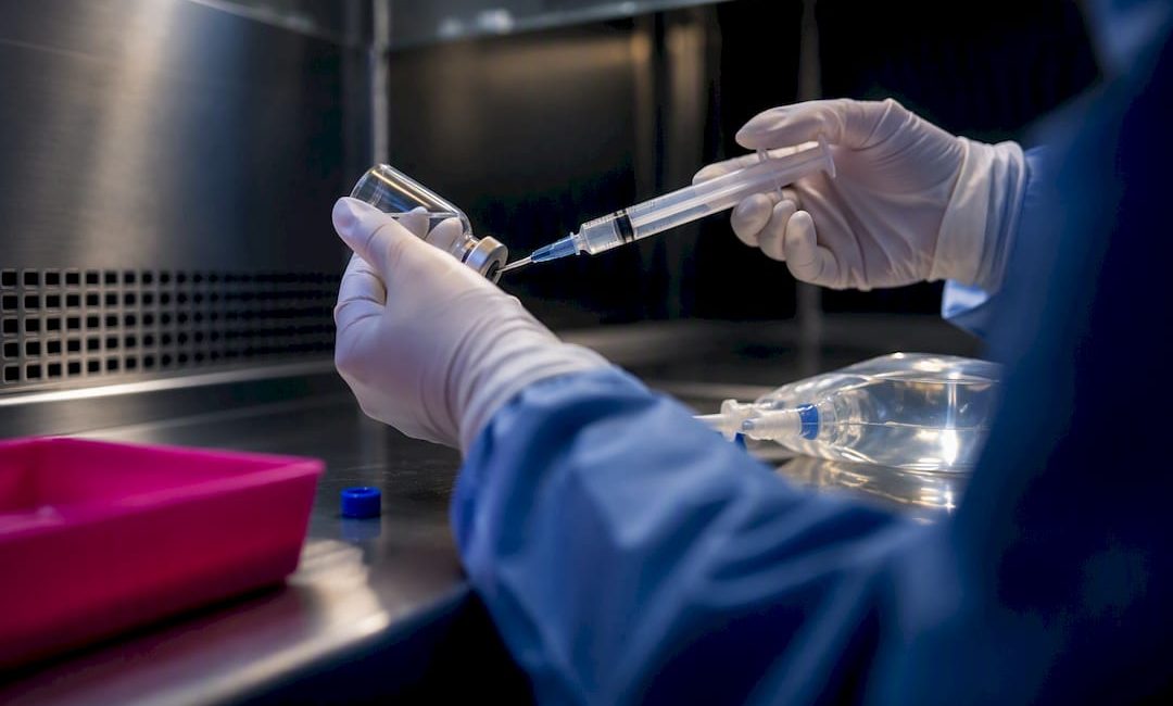 8 Step MHRA Aligned Protocol: Mixing IV Vitamins for UK Clinicians