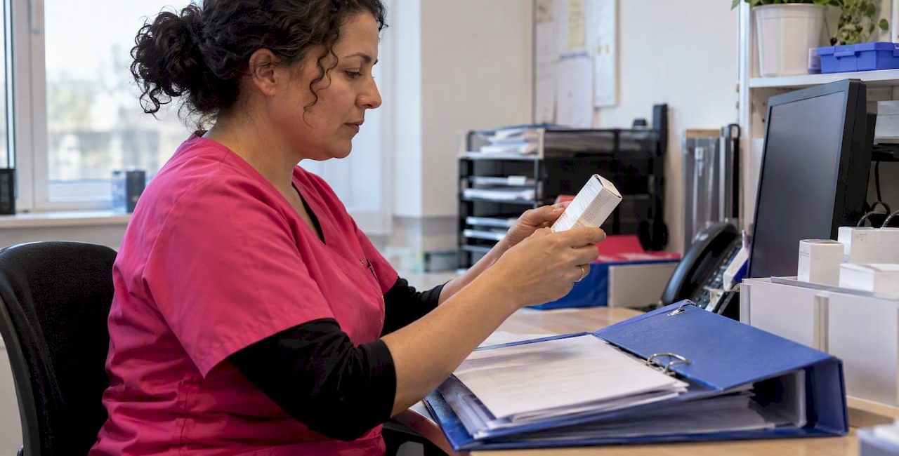 5 MHRA Checked Documents UK Clinics Must Get from a Medicine Supplier