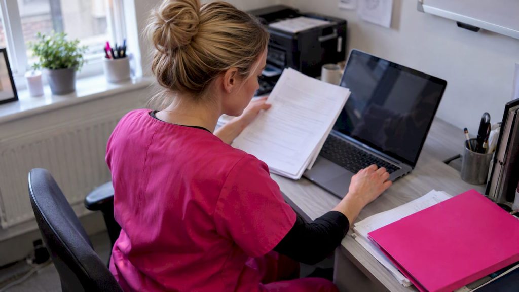 Aesthetic Wholesalers: UK Clinicians Must Check MHRA Before Paying